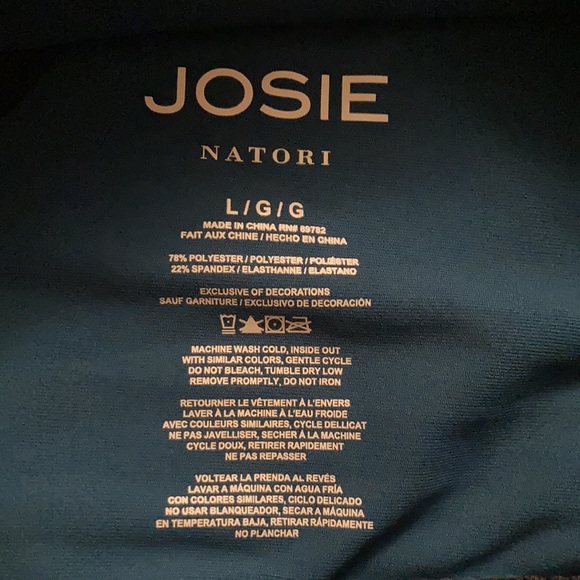 Josie Natori Soltice asymmetrical sports bra size large - Picture 3 of 5